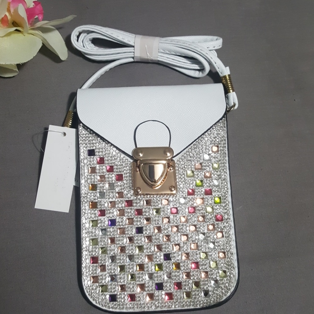 Bags - Picture 2 of 4